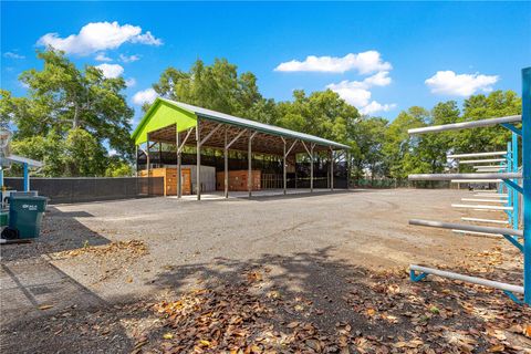Tiny photo for 816 NW 30th Avenue, Ocala, FL 34475 (MLS # OM722134)