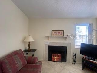 MIRROR LAKE SEC 3 - Residential Lease