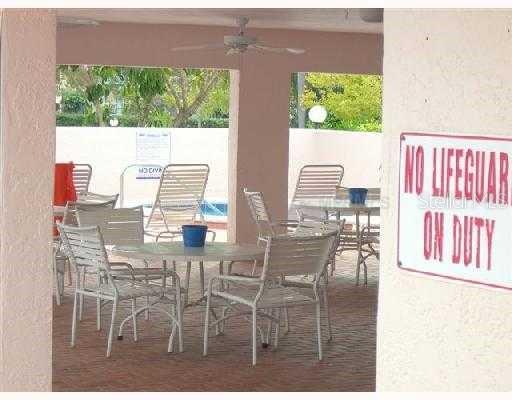 MIRROR LAKE SEC 3 - Residential Lease