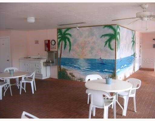 MIRROR LAKE SEC 3 - Residential Lease