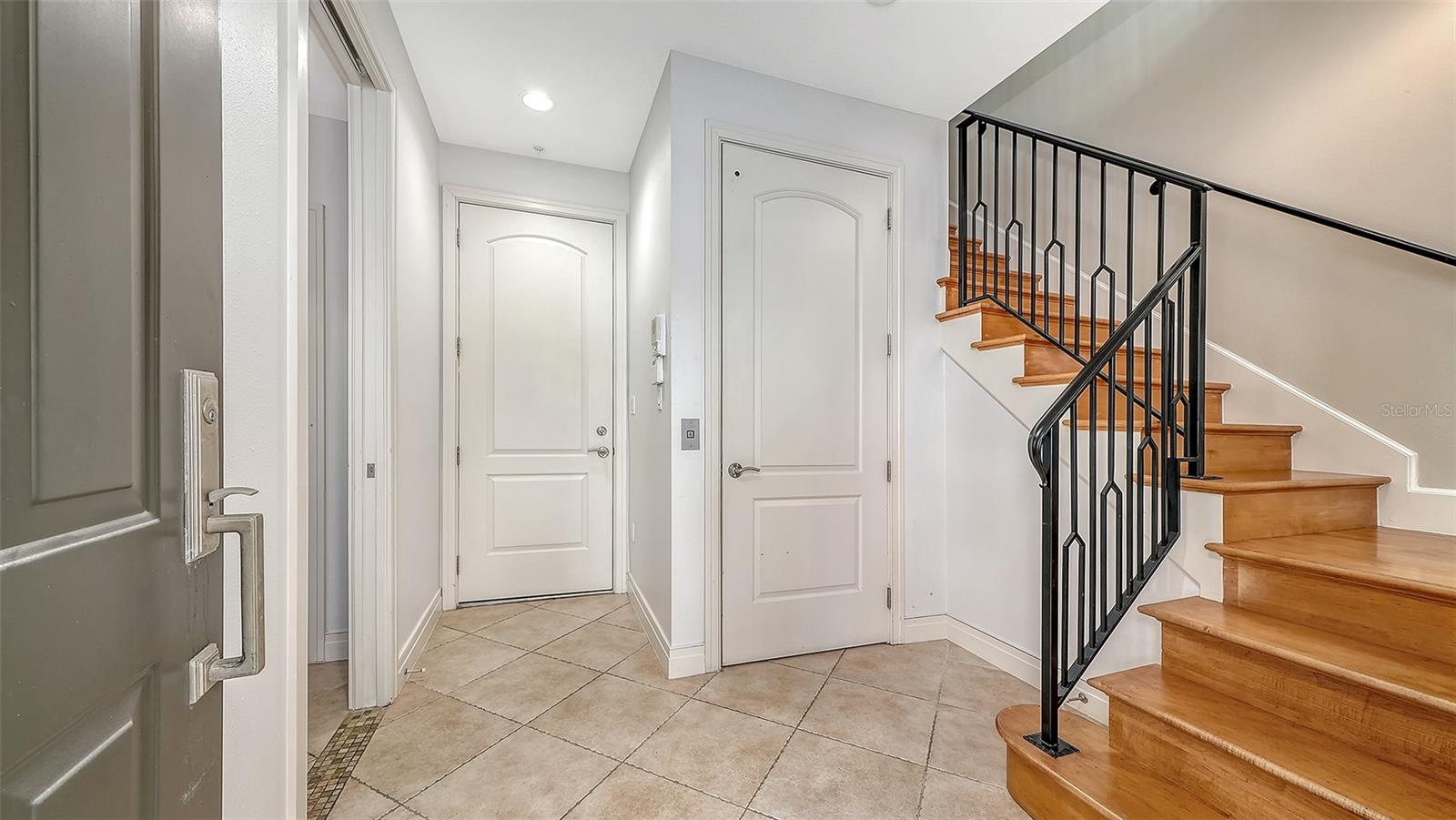 235 COCOANUT AVENUE 113C