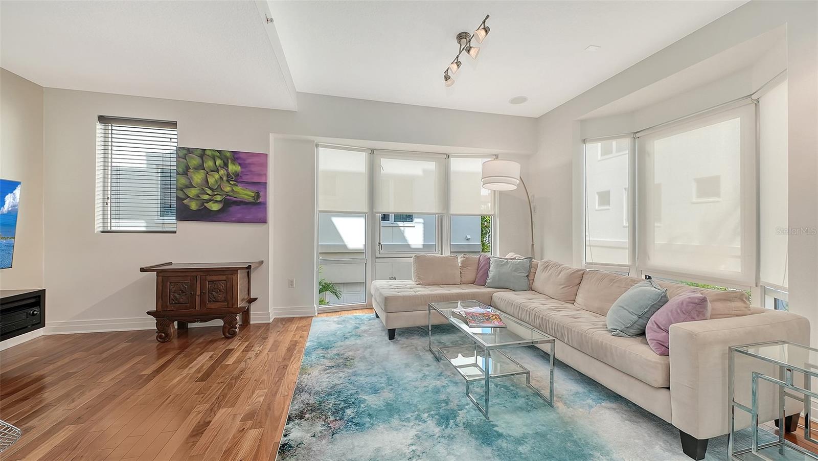 MARQUEE EN VILLE - Residential