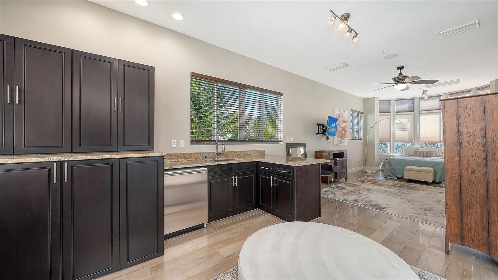 MARQUEE EN VILLE - Residential