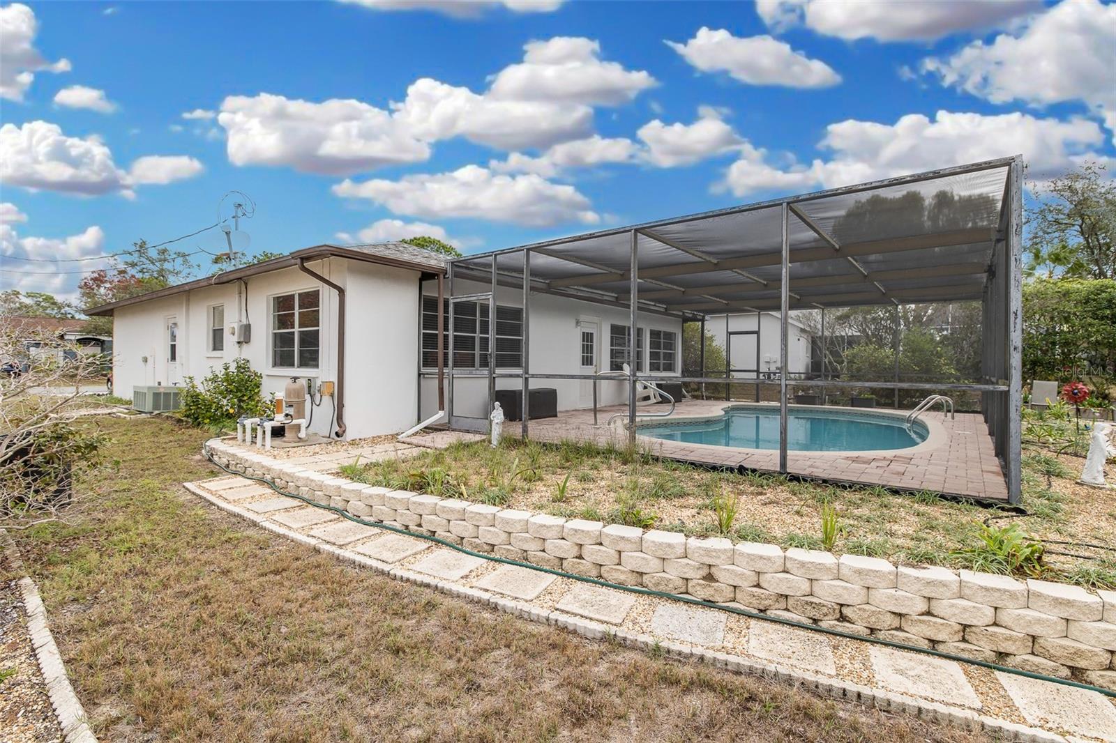 SPRING HILL - Residential