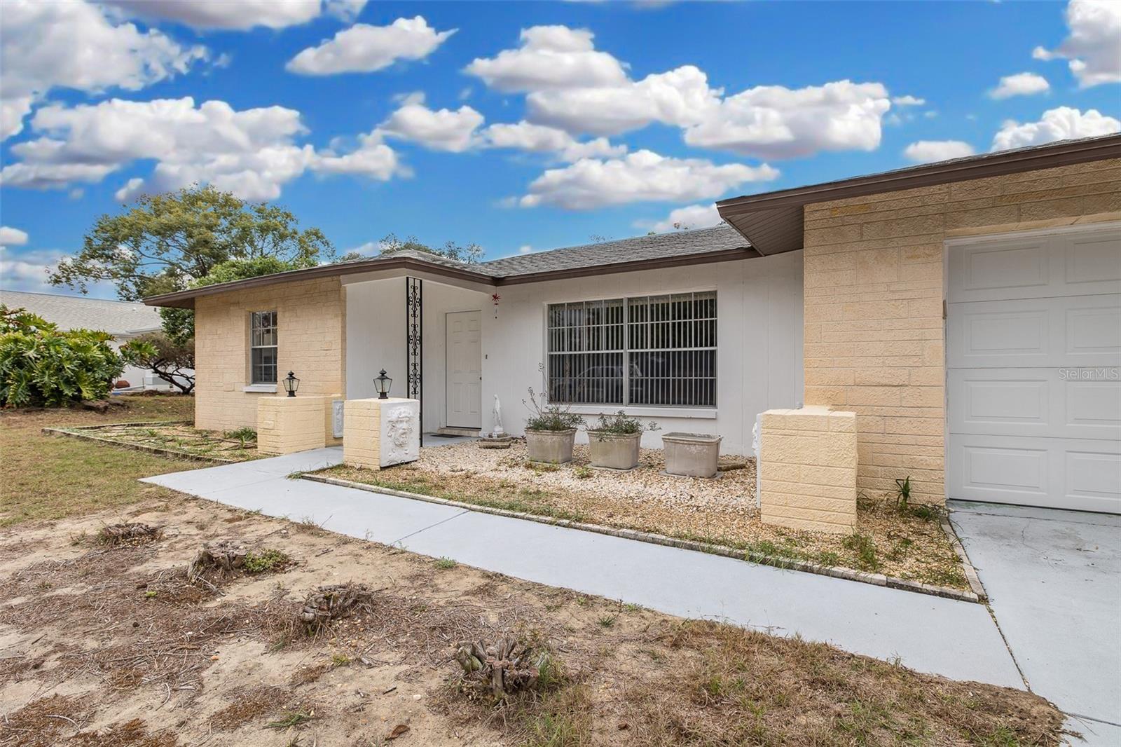 11196 REDGATE STREET