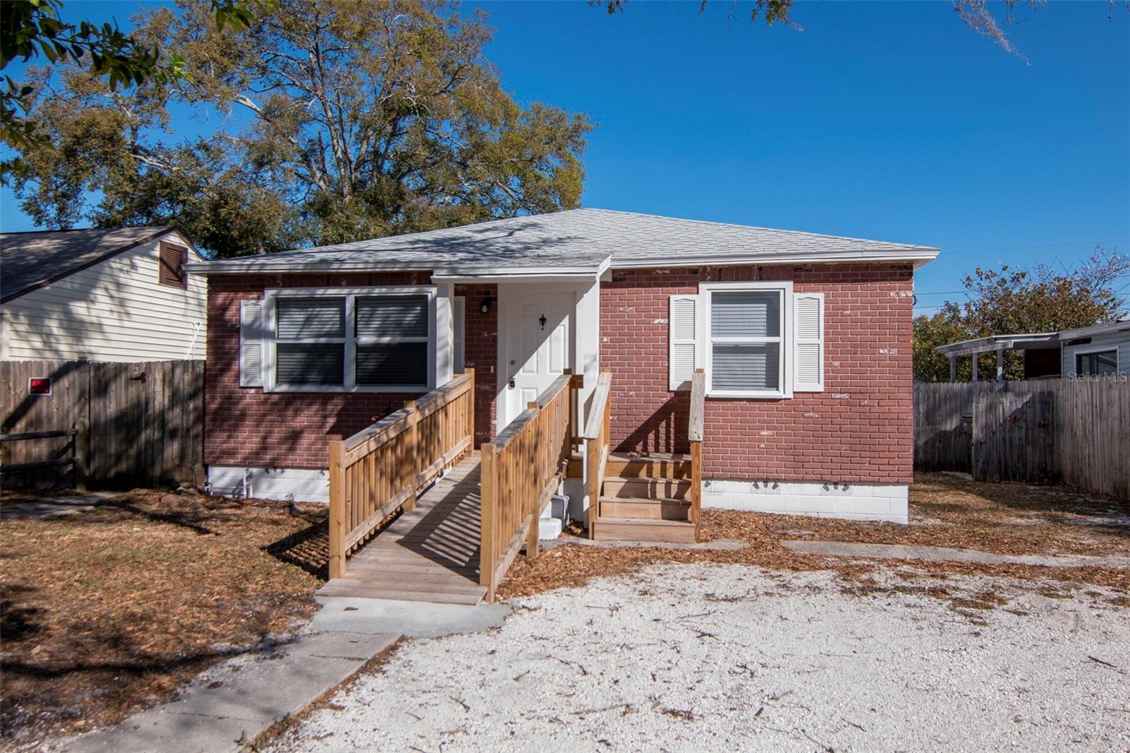 ARCADIAN HEIGHTS - Residential