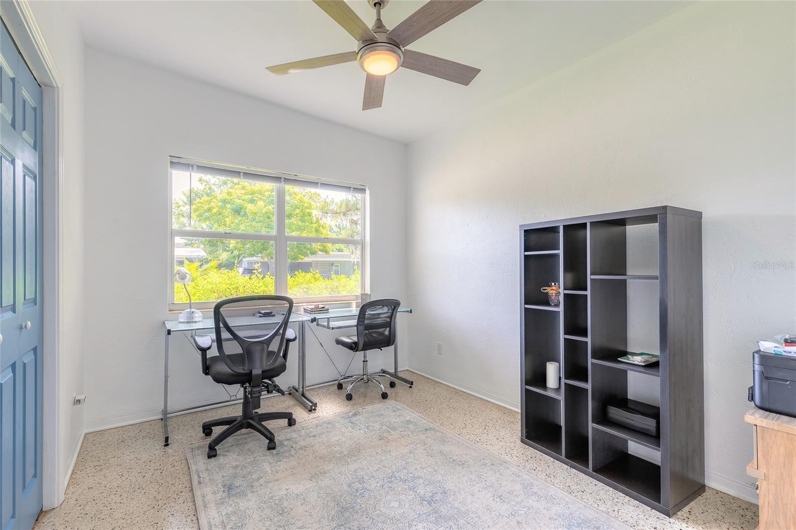 RONNIE CIRCLE - Residential