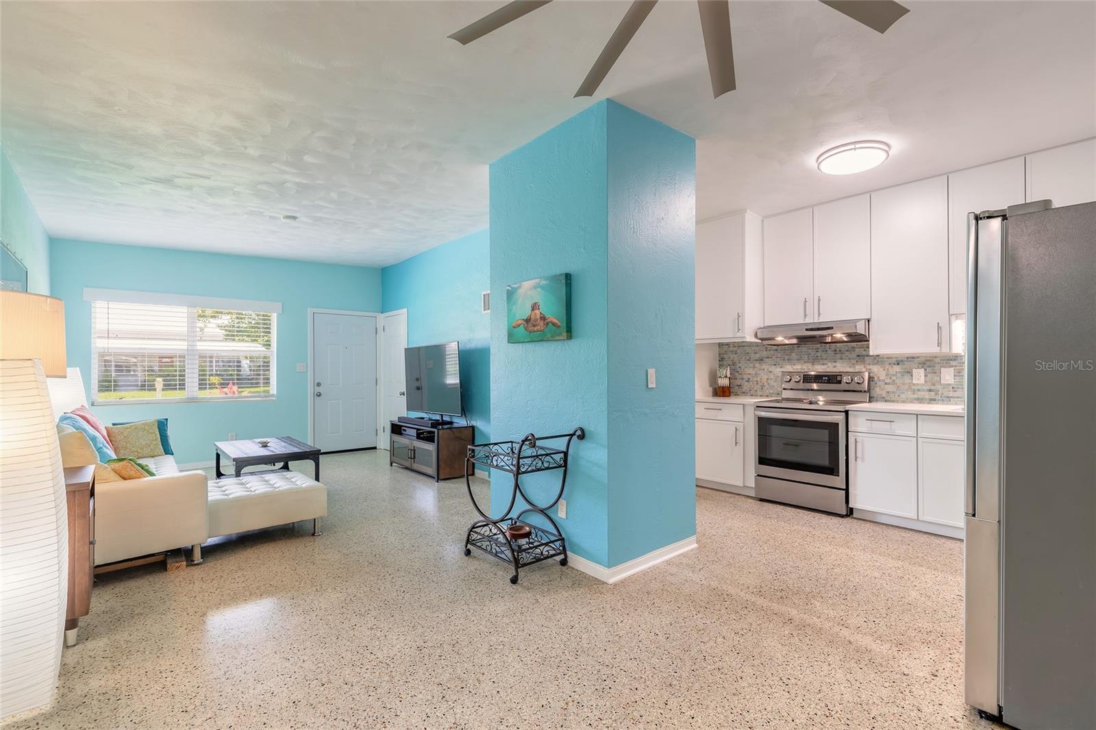 RONNIE CIRCLE - Residential