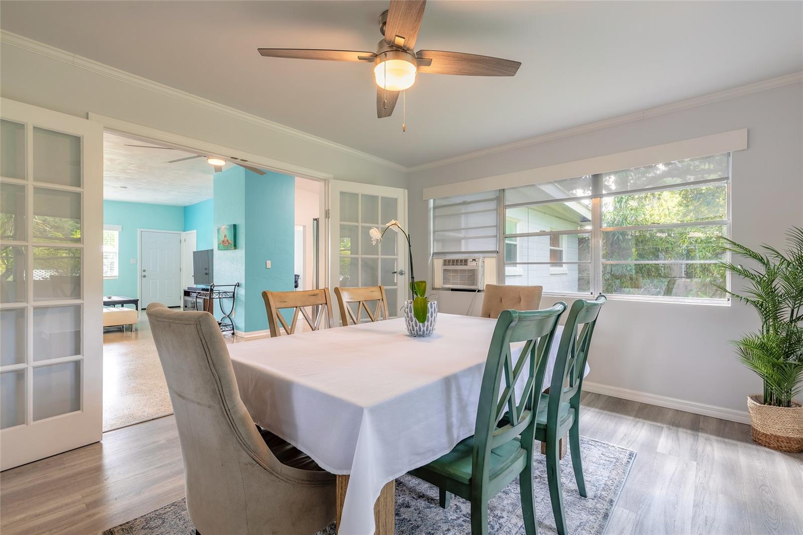 RONNIE CIRCLE - Residential