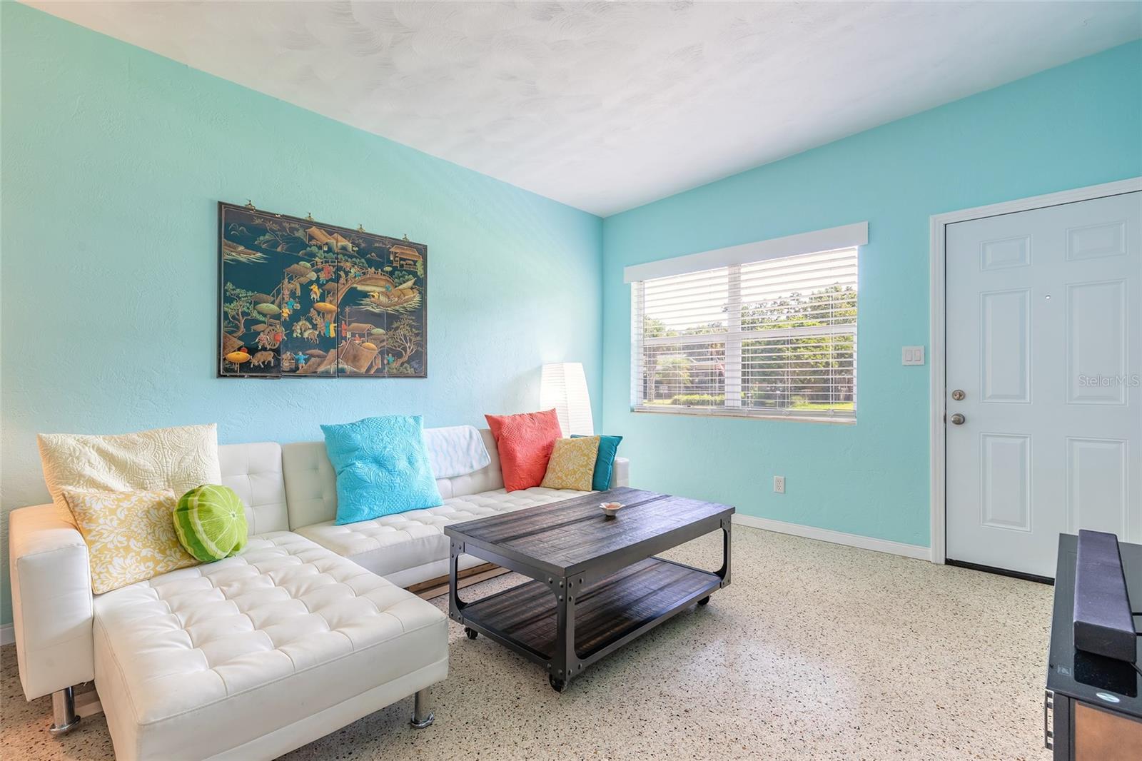 RONNIE CIRCLE - Residential