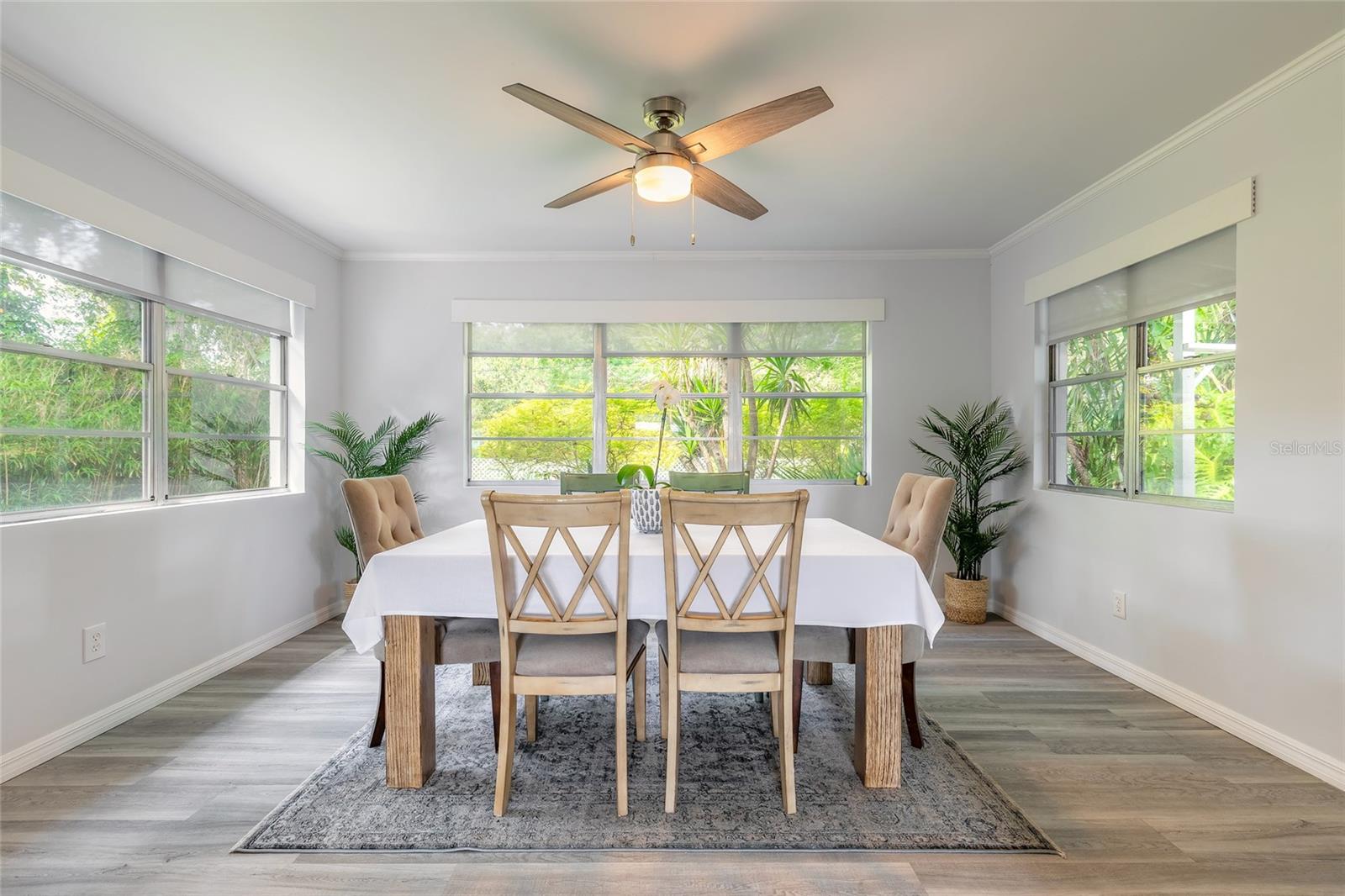 RONNIE CIRCLE - Residential