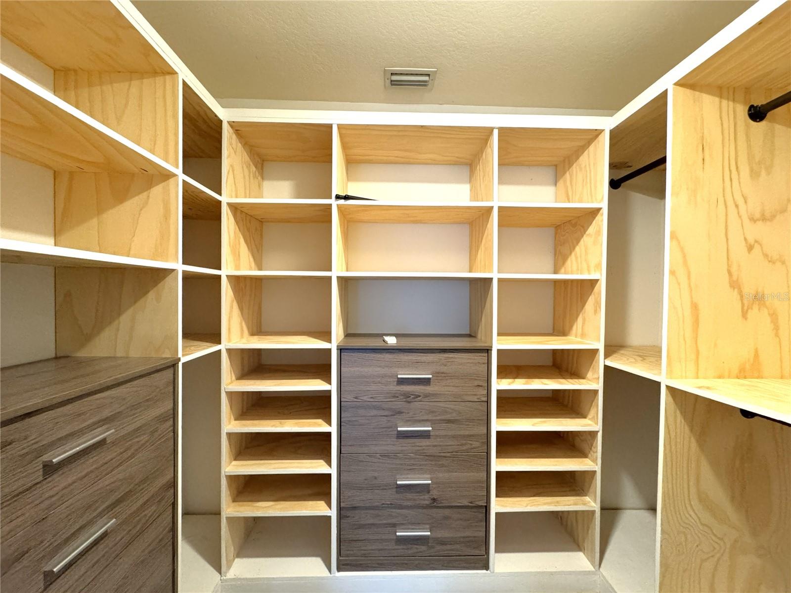 INVERNESS HIGHLANDS SOUTH - Residential Lease