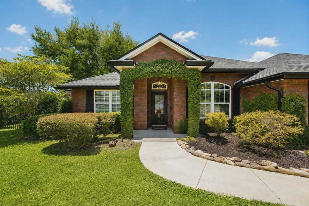 Photo of 96095 Gravel Creek Drive, Yulee, FL 32097 (MLS # V4949784)