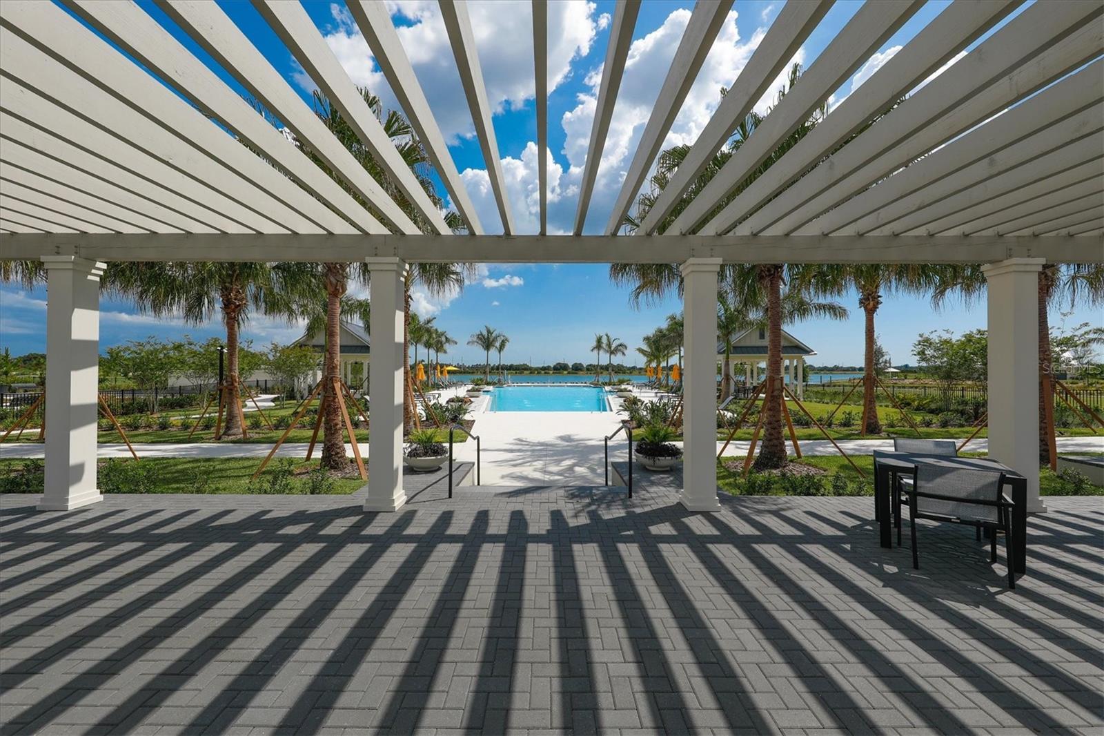LAKEHOUSE COVE/WATERSIDE PH 1 - Residential