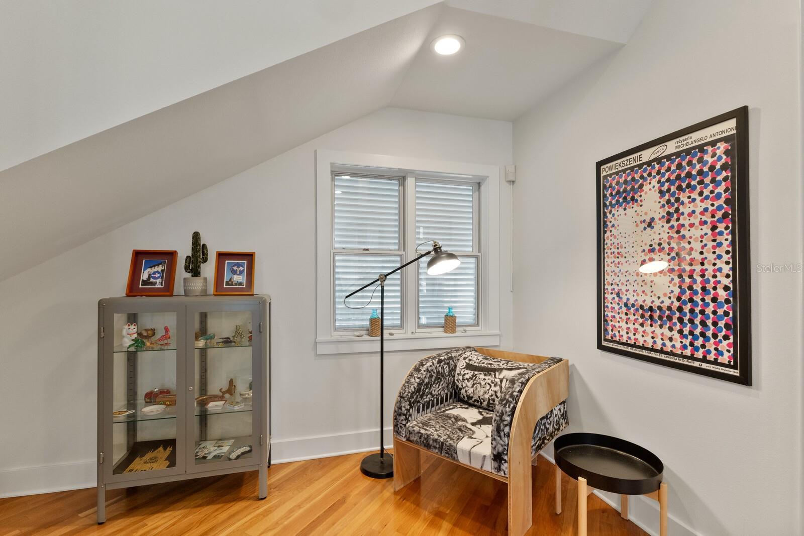 RIVERSIDE TERRACE - Residential