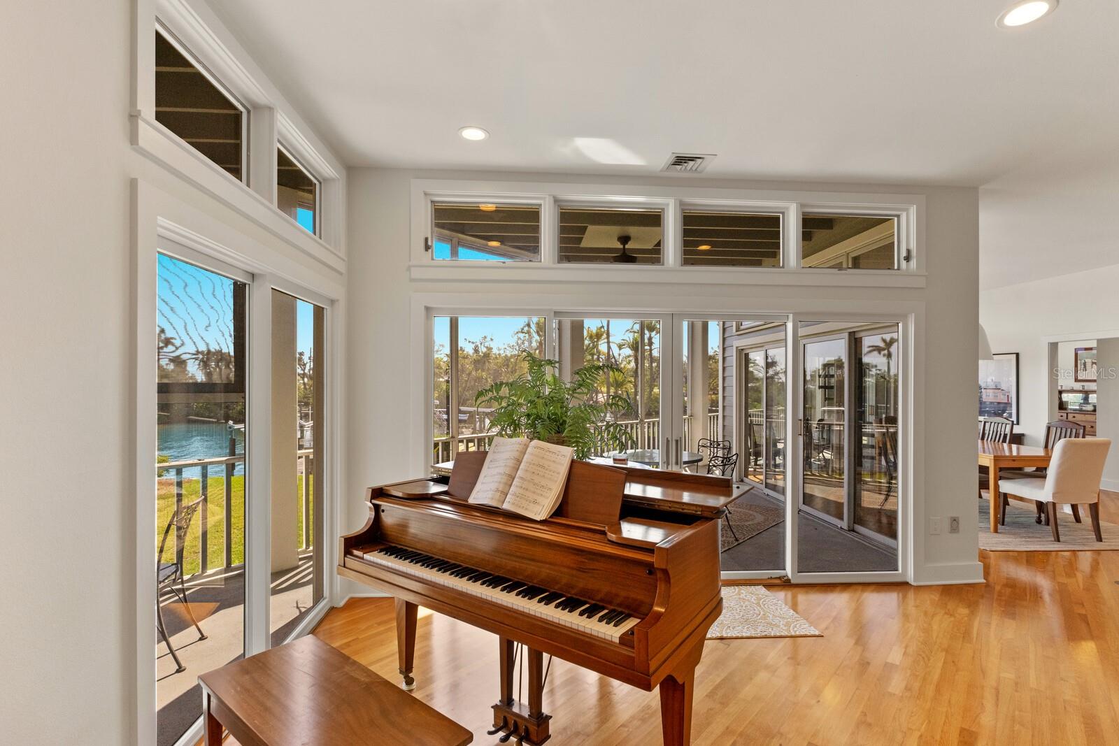 RIVERSIDE TERRACE - Residential