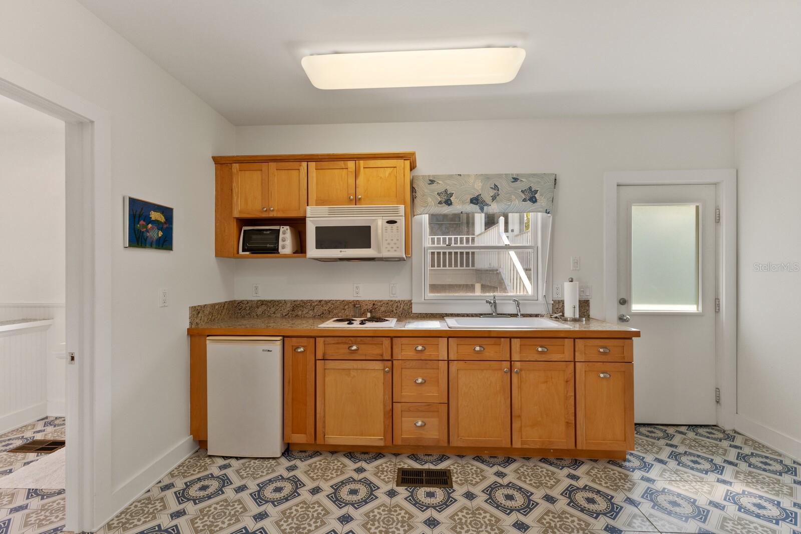 RIVERSIDE TERRACE - Residential