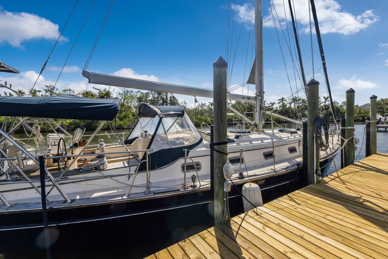 RIVERSIDE TERRACE - Residential