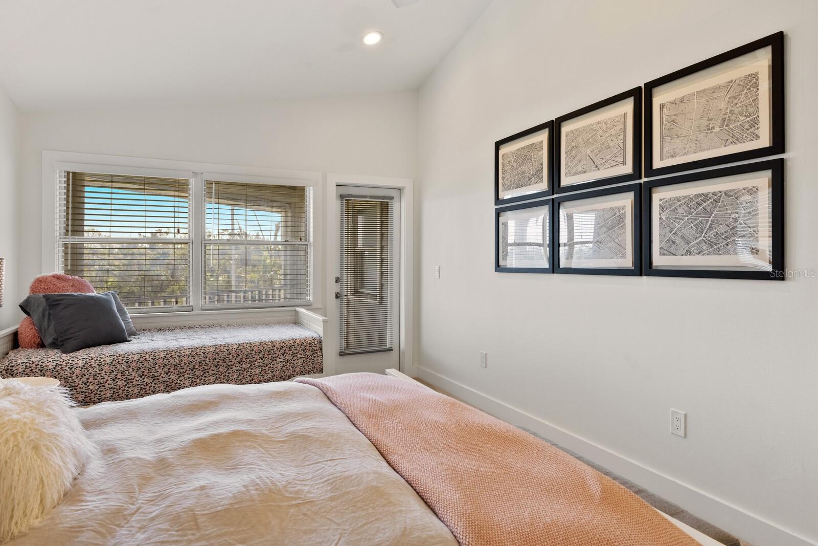 RIVERSIDE TERRACE - Residential