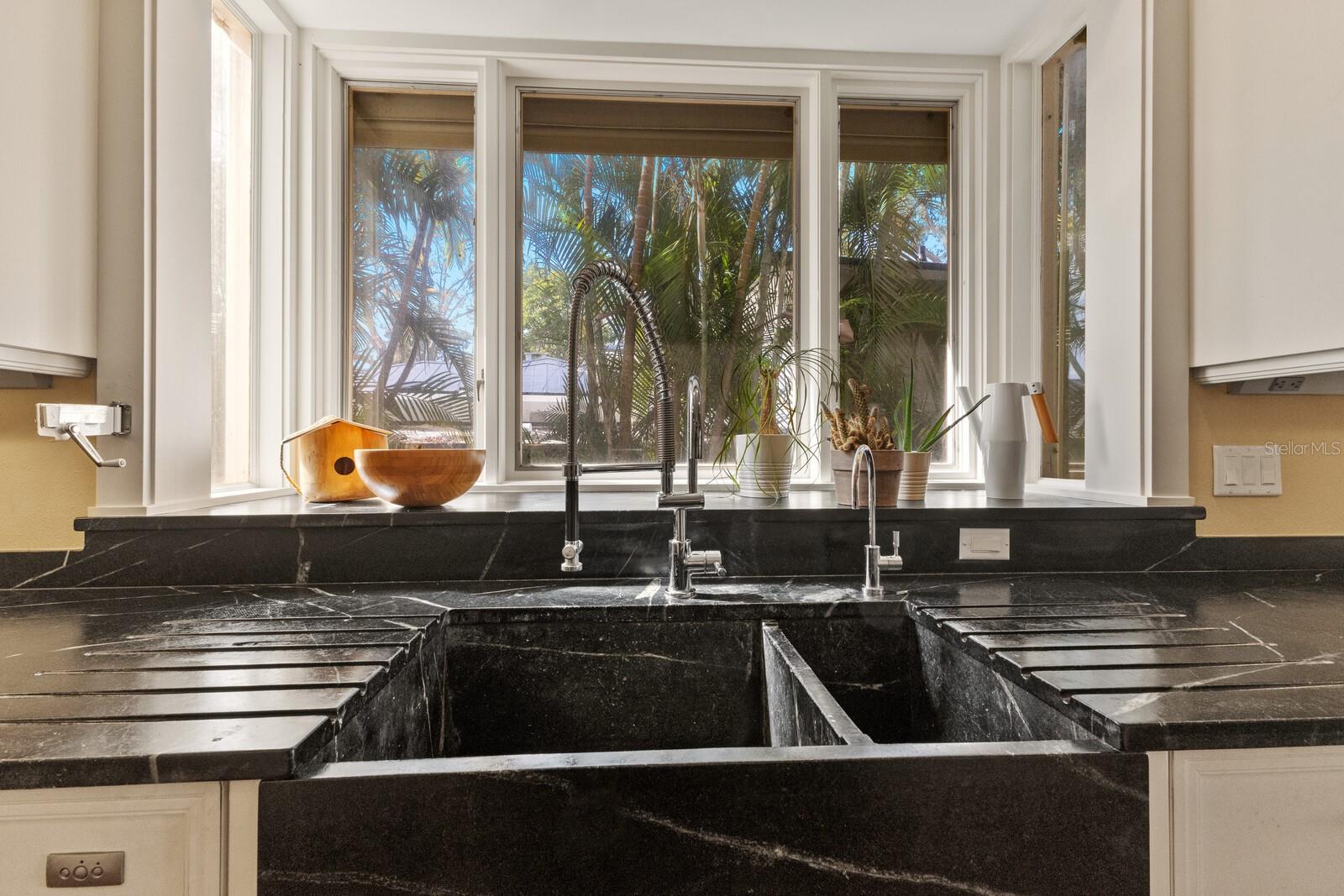 RIVERSIDE TERRACE - Residential