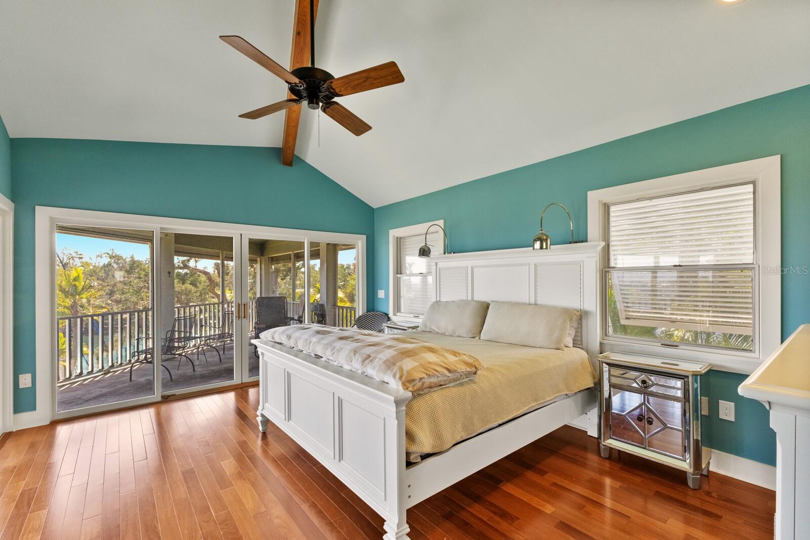 RIVERSIDE TERRACE - Residential