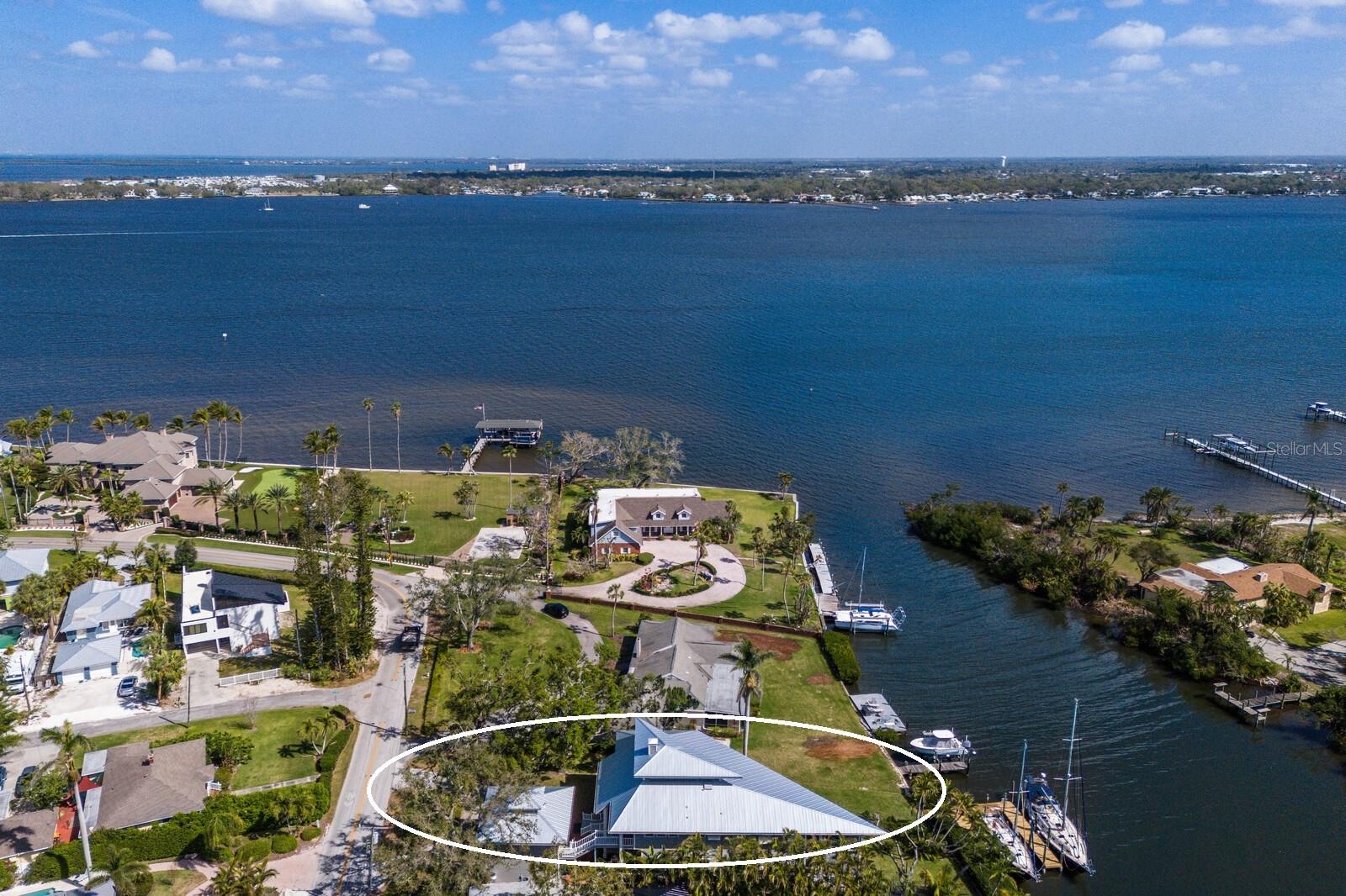 RIVERSIDE TERRACE - Residential