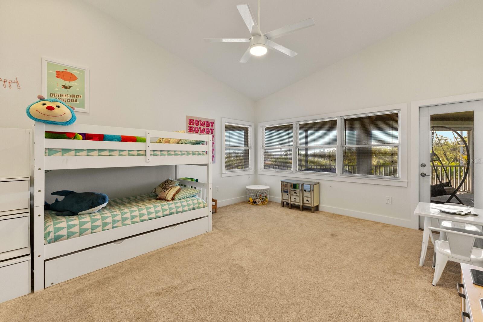 RIVERSIDE TERRACE - Residential