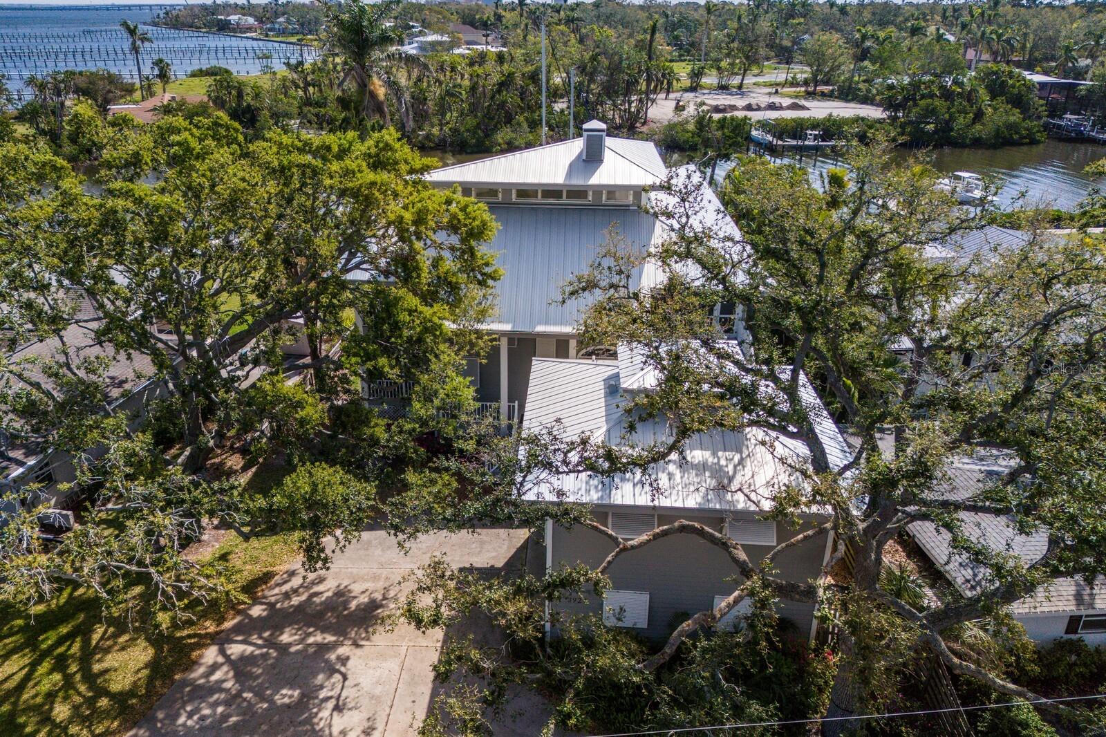 RIVERSIDE TERRACE - Residential