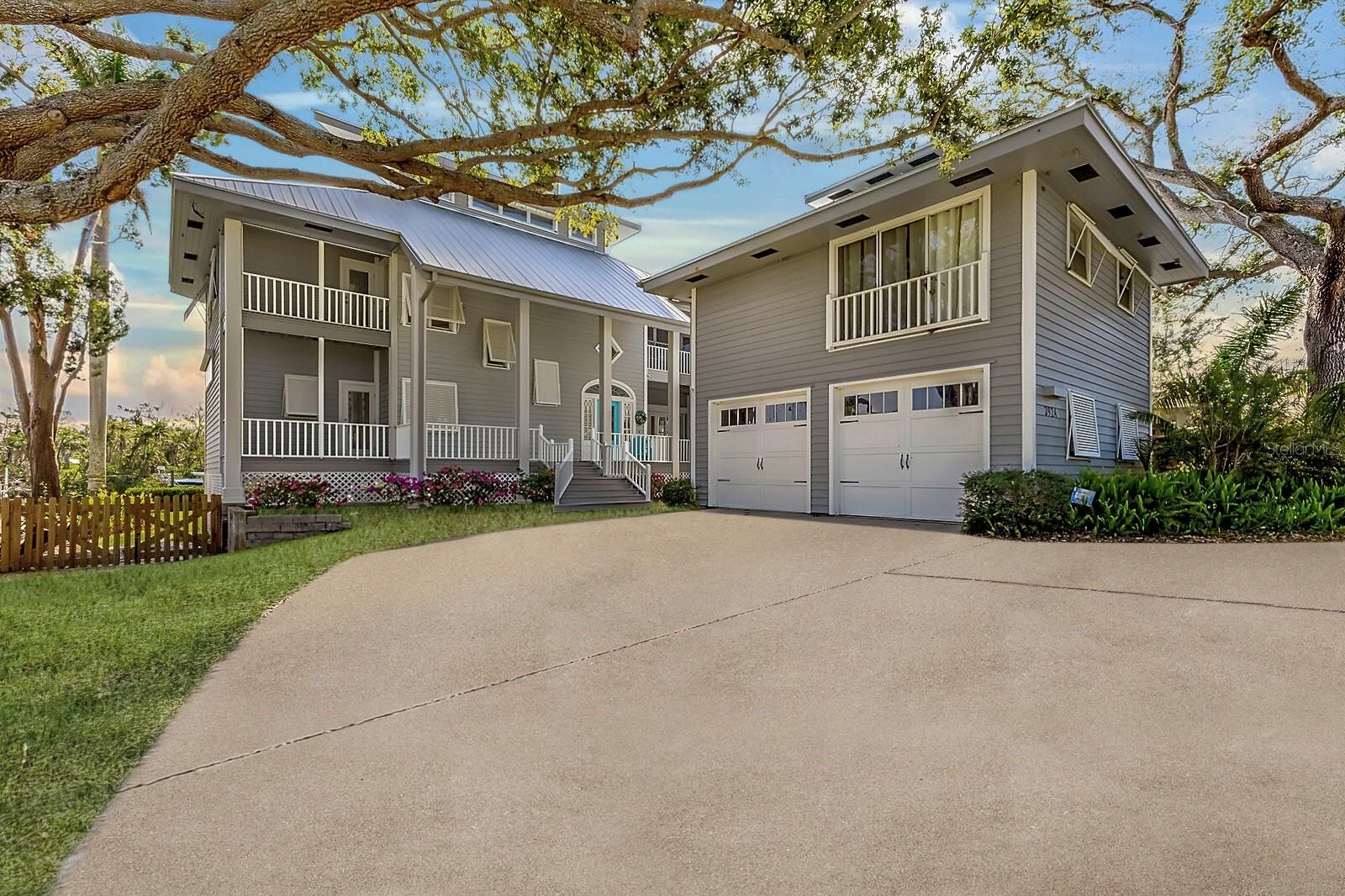 RIVERSIDE TERRACE - Residential