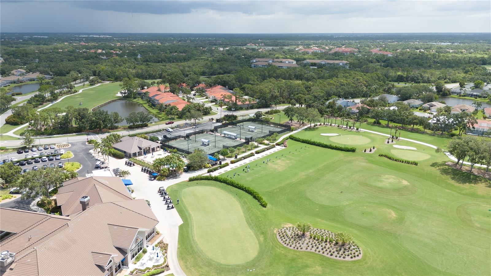 STONEYBROOK GOLF & COUNTRY CLUB - Residential