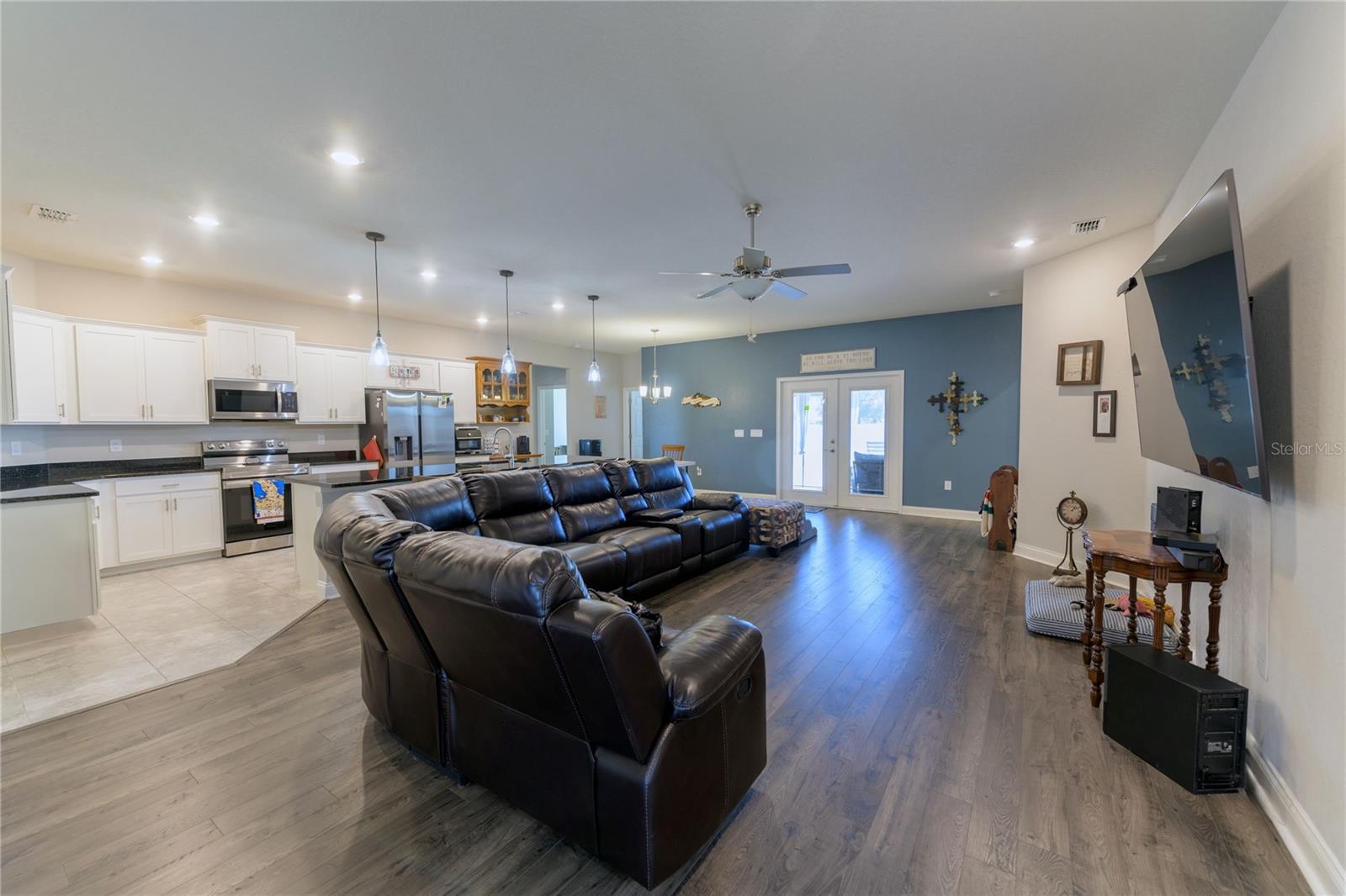 DEVINSHIRE - Residential