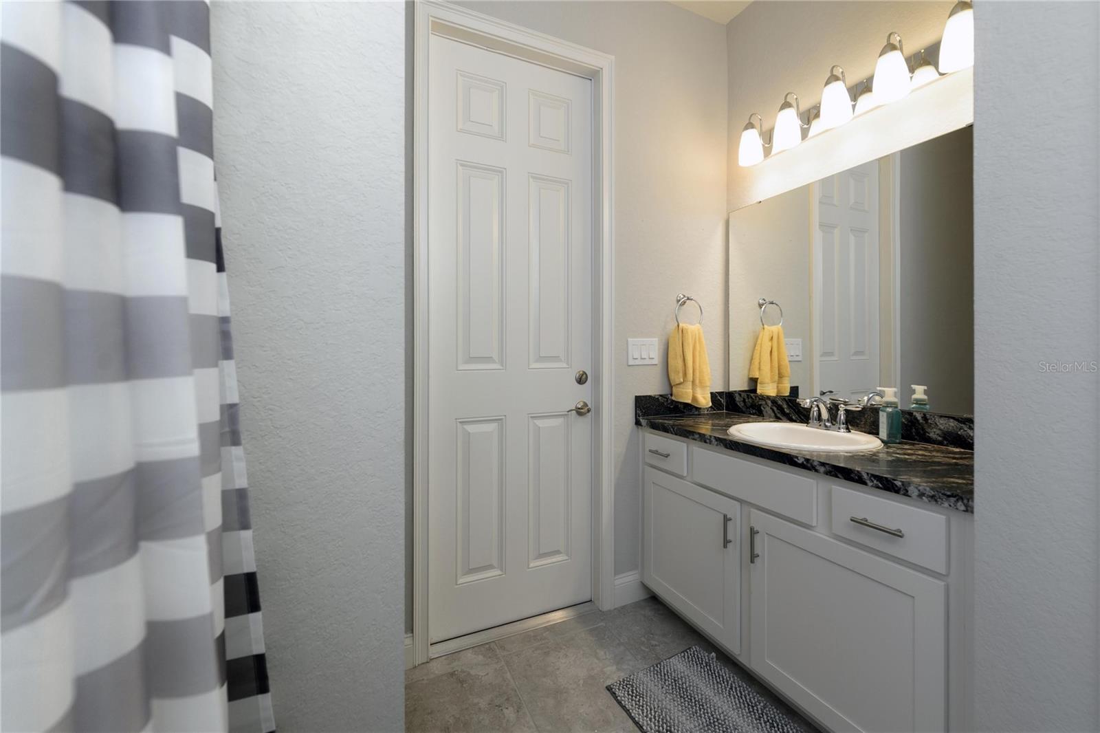 DEVINSHIRE - Residential