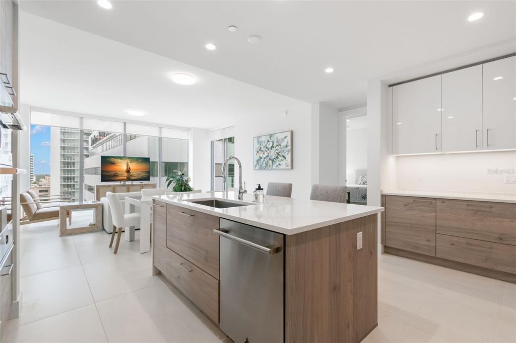 Photo of 301 1st Street S #1204, St Petersburg, FL 33701 (MLS # TB8430080)