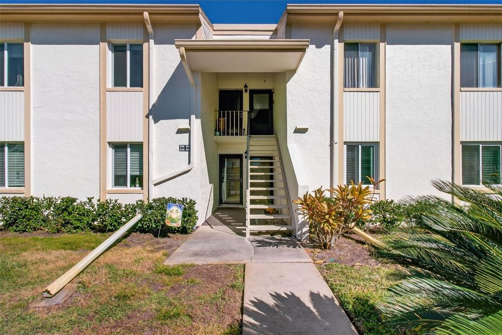 Photo of 208 Cypress Court, Oldsmar, FL 34677 (MLS # TB8475945)