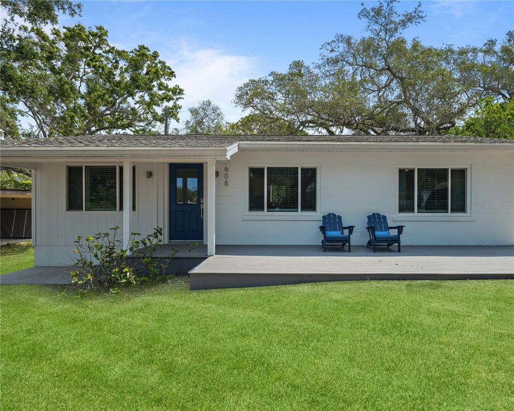 Photo of 608 Betmor Lane, Palm Harbor, FL 34683 (MLS # TB8385070)