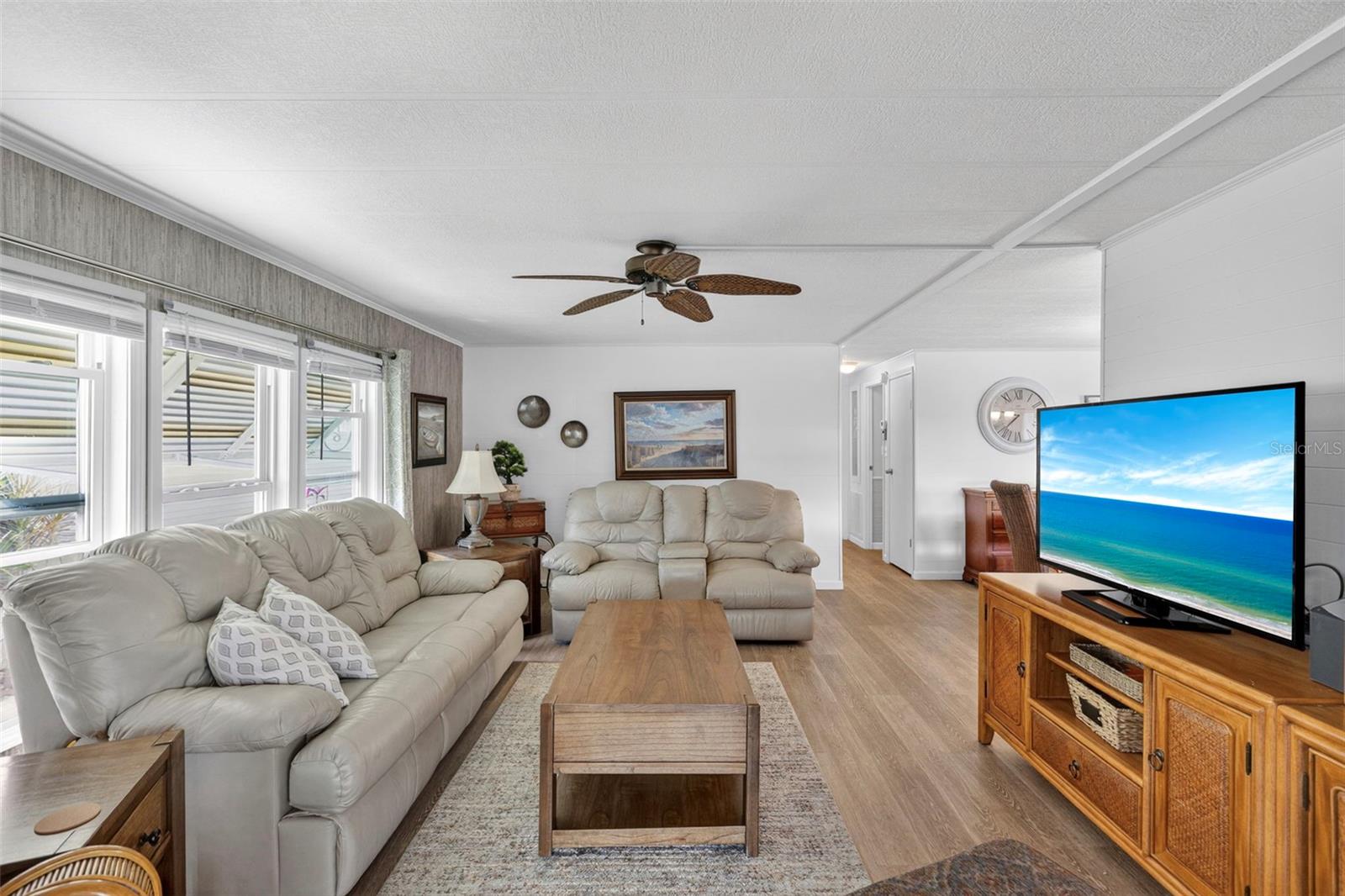 LA CASA MHP CO-OP - Residential