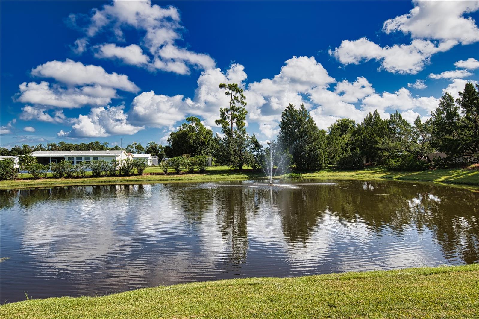 LA CASA MHP CO-OP - Residential