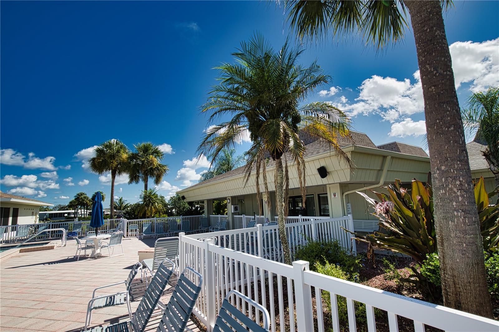 LA CASA MHP CO-OP - Residential