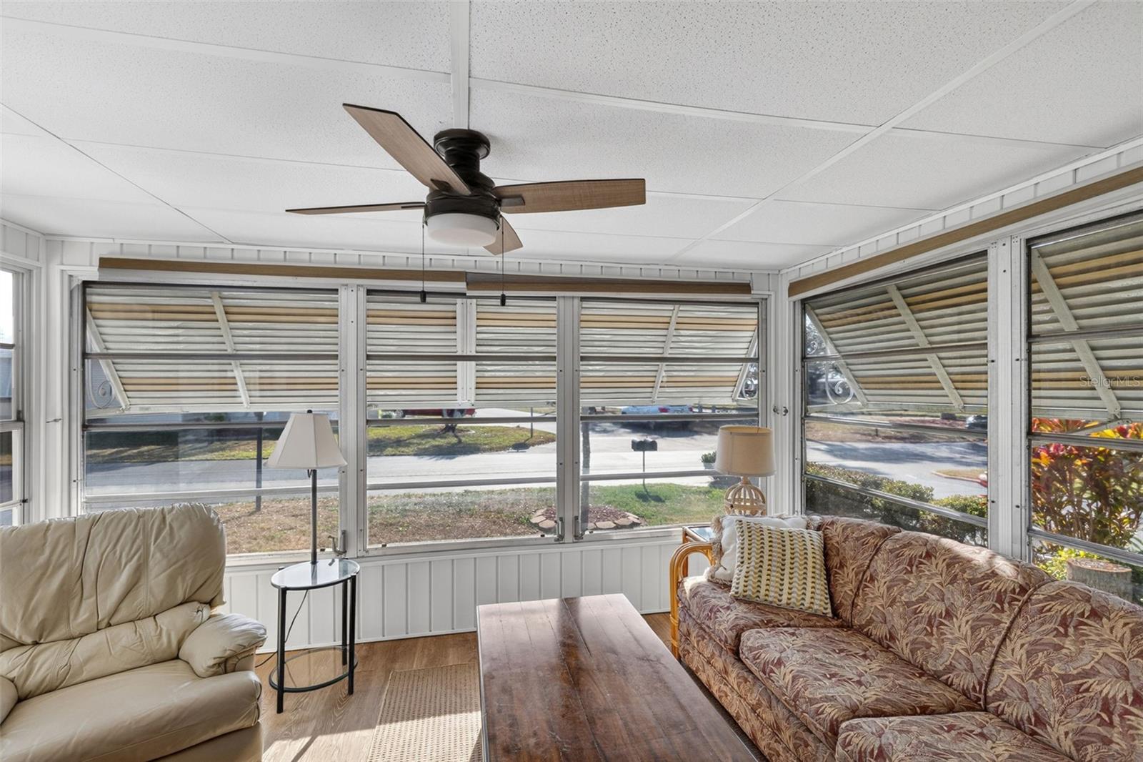 LA CASA MHP CO-OP - Residential