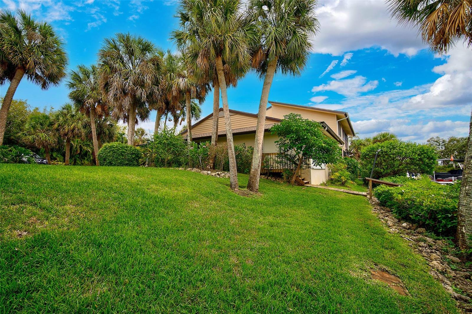 SCHOONER BAY - Residential Lease
