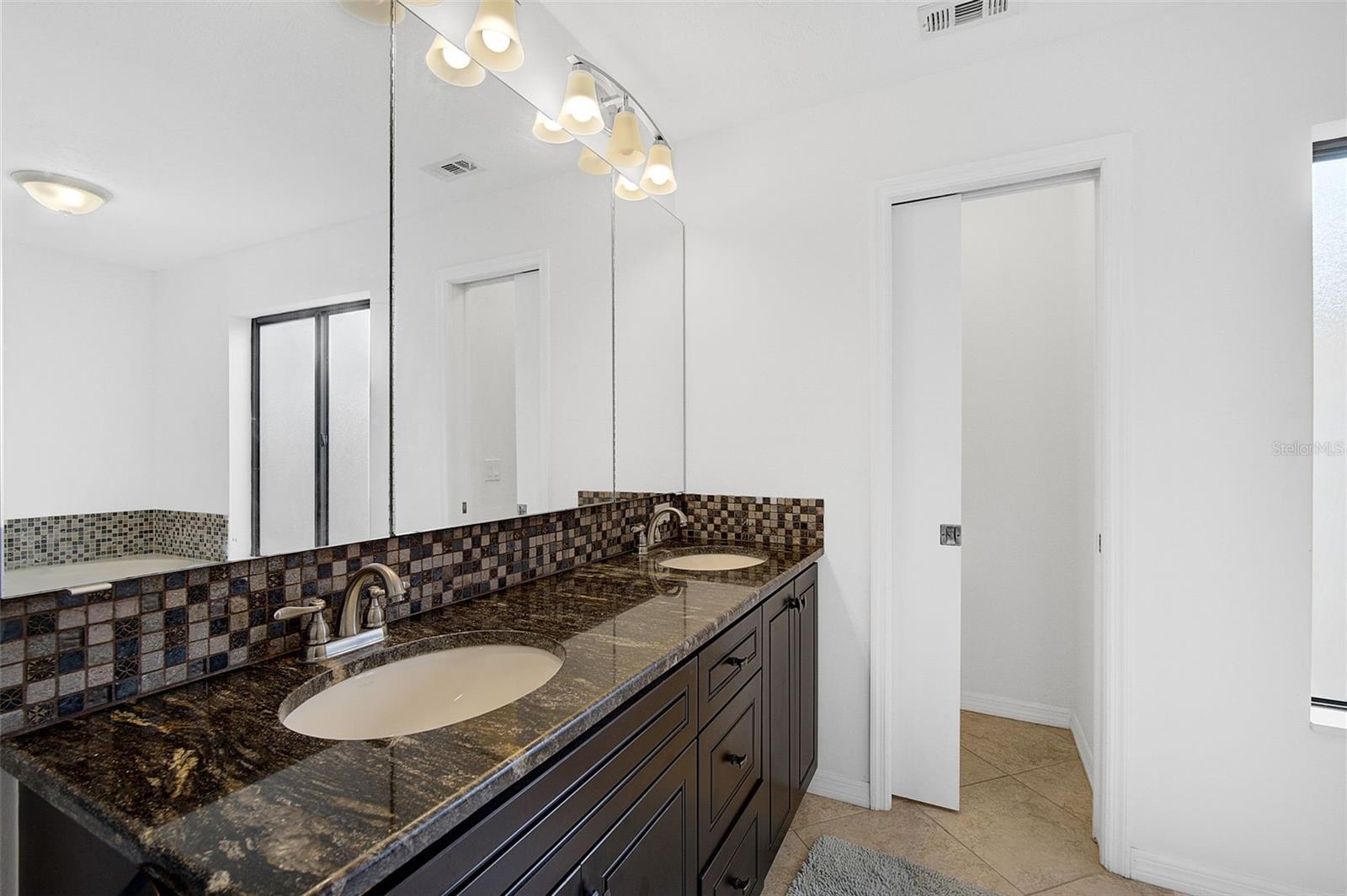 SCHOONER BAY - Residential Lease