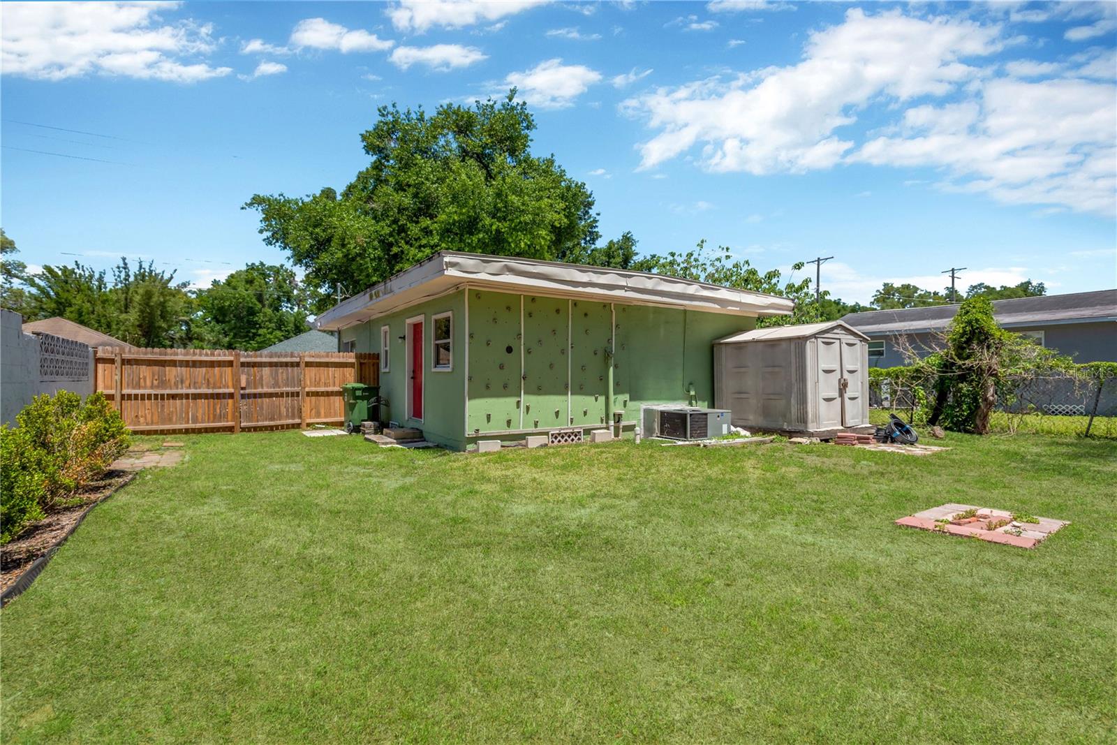 NEBRASKA HEIGHTS - Residential