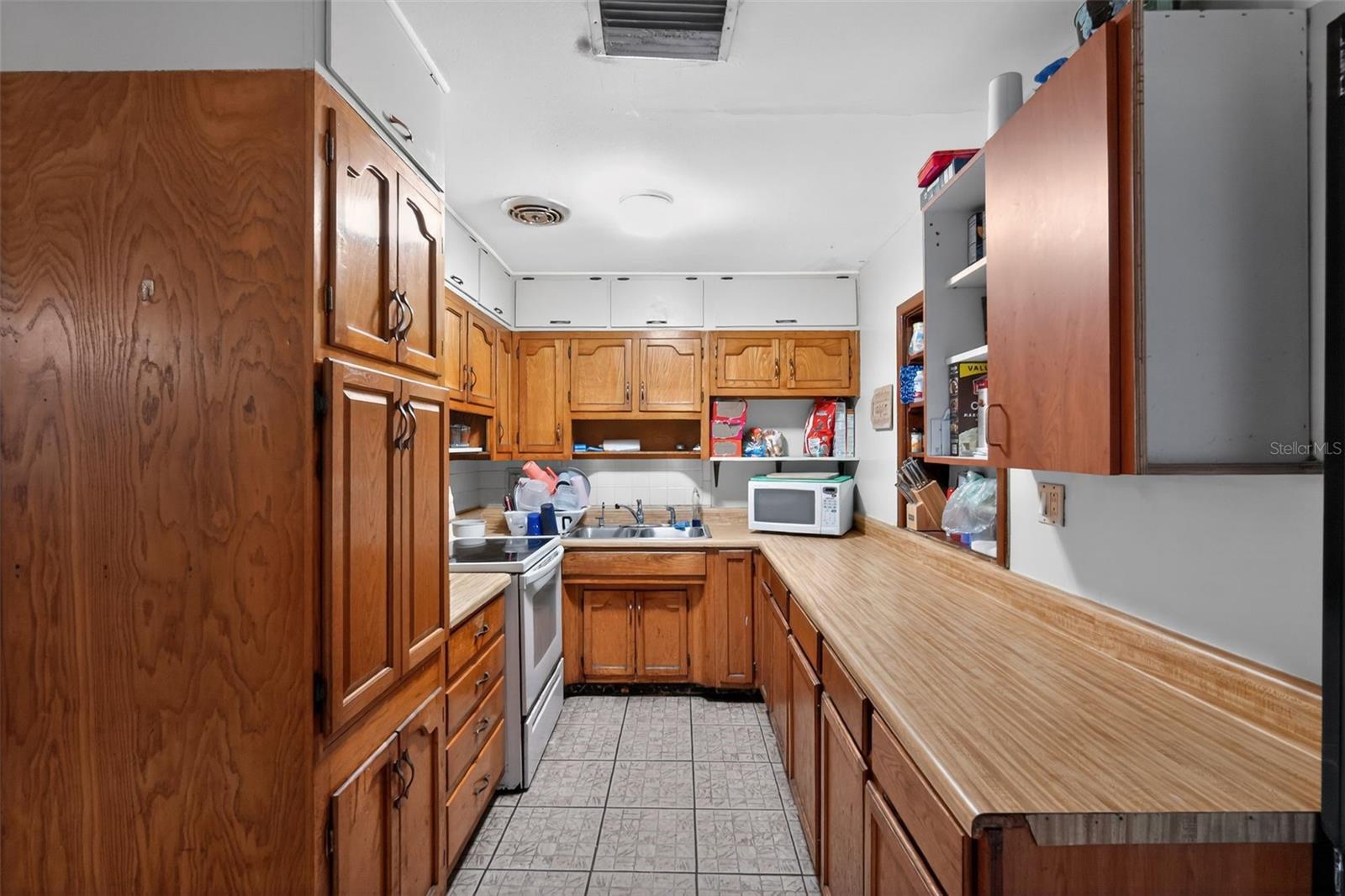 MAC DILL PARK UNIT 3 - Residential