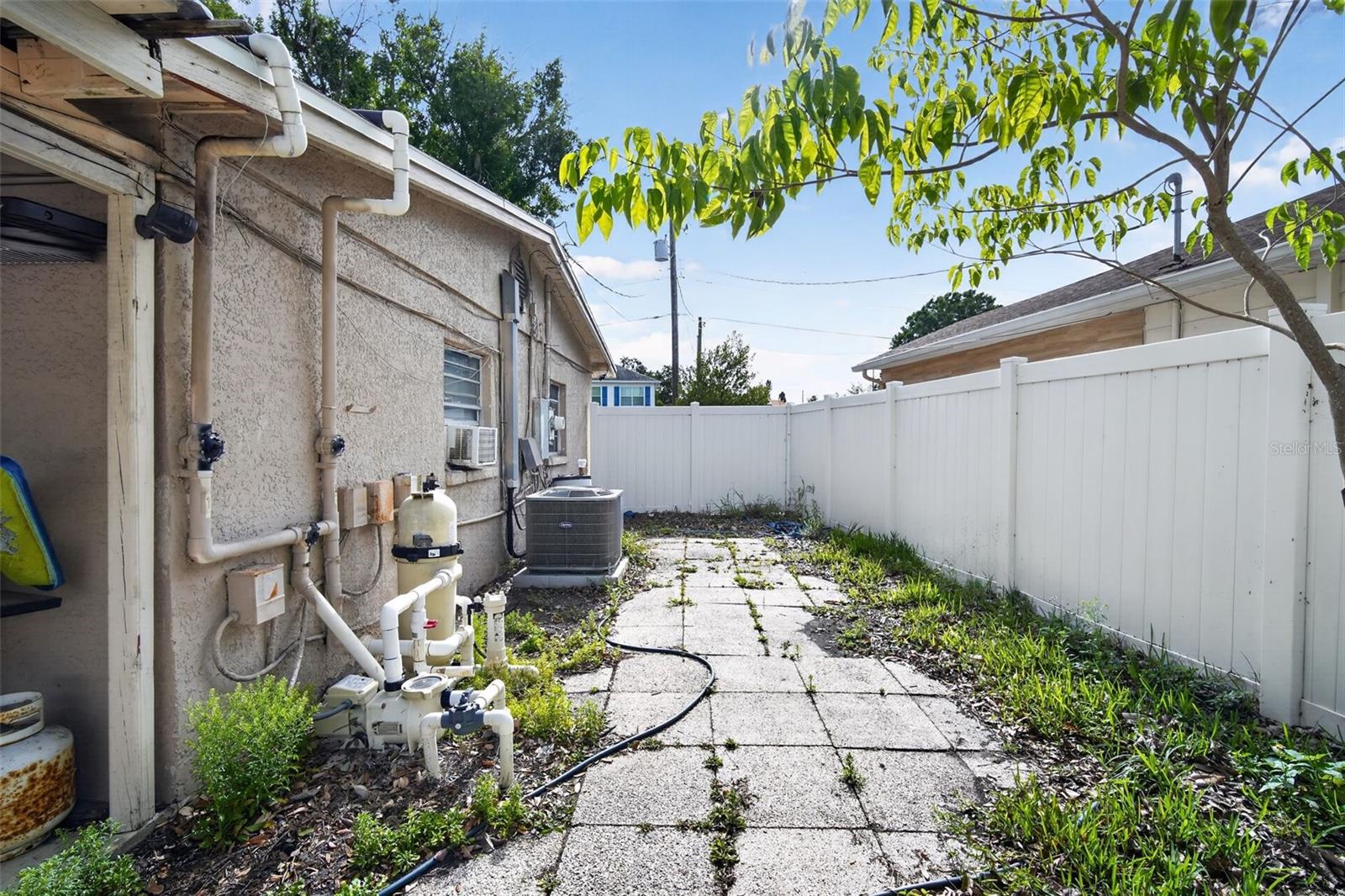 MAC DILL PARK UNIT 3 - Residential