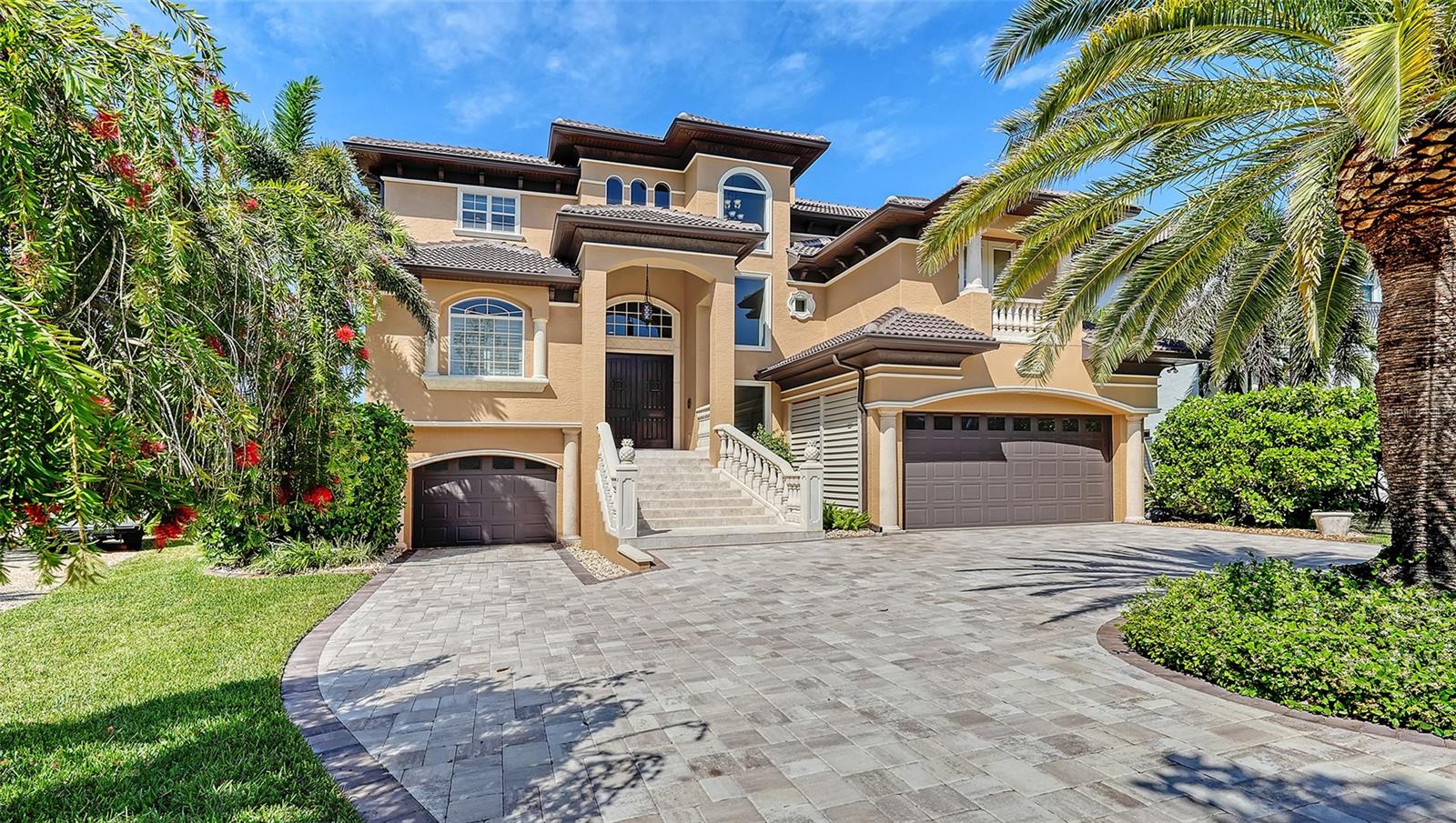 BUCCANEER BAY - Residential