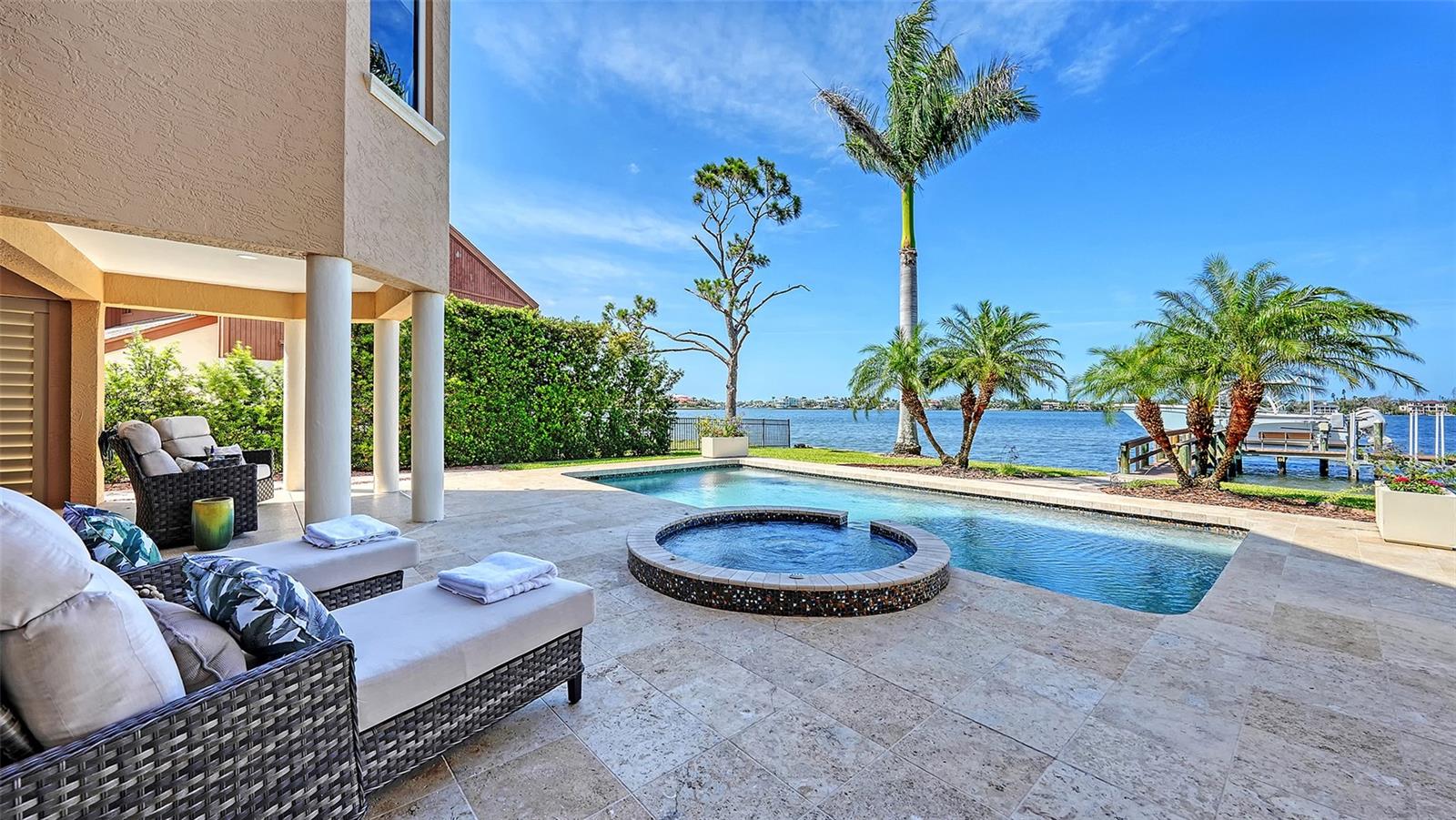 BUCCANEER BAY - Residential