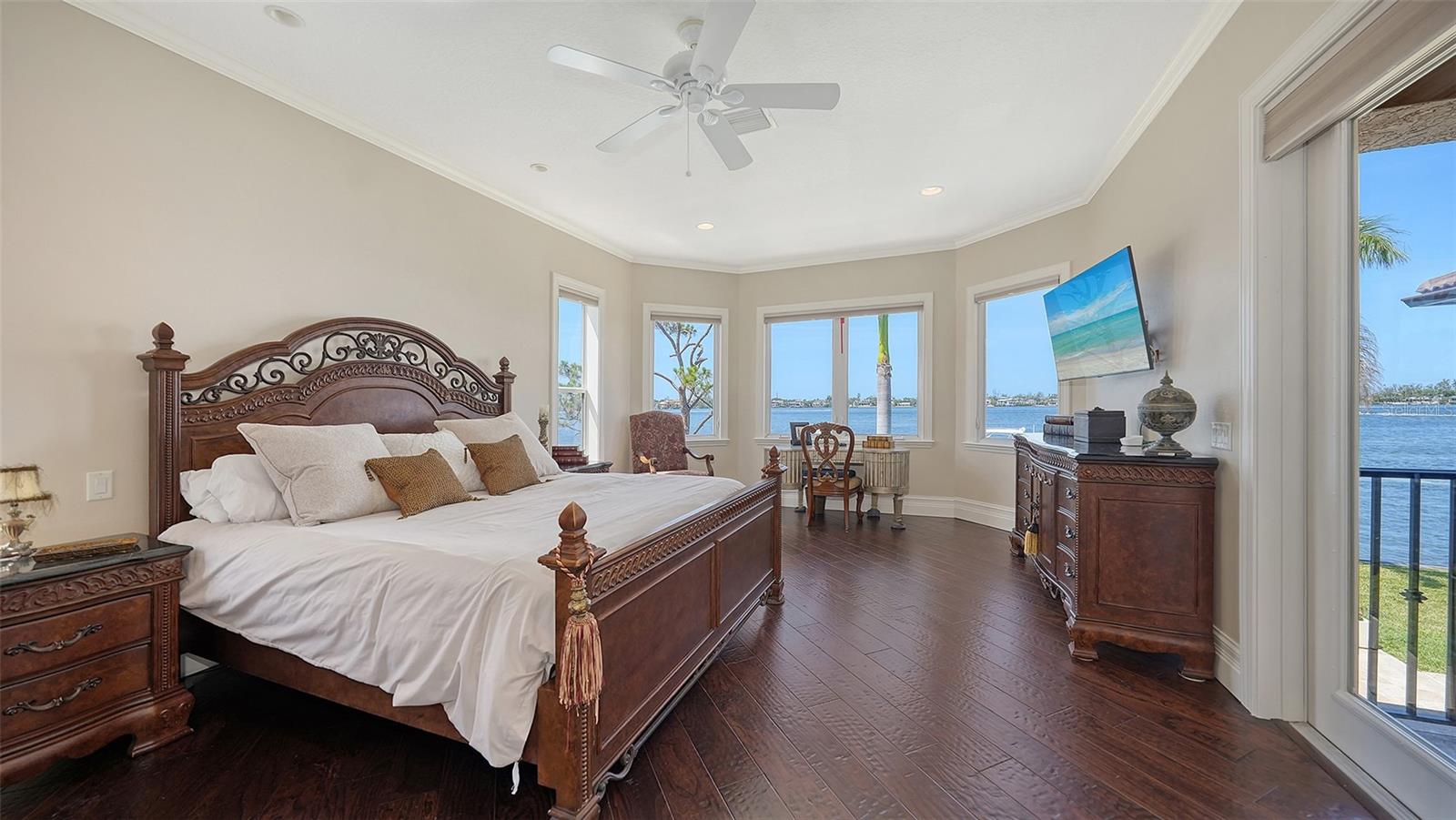 BUCCANEER BAY - Residential