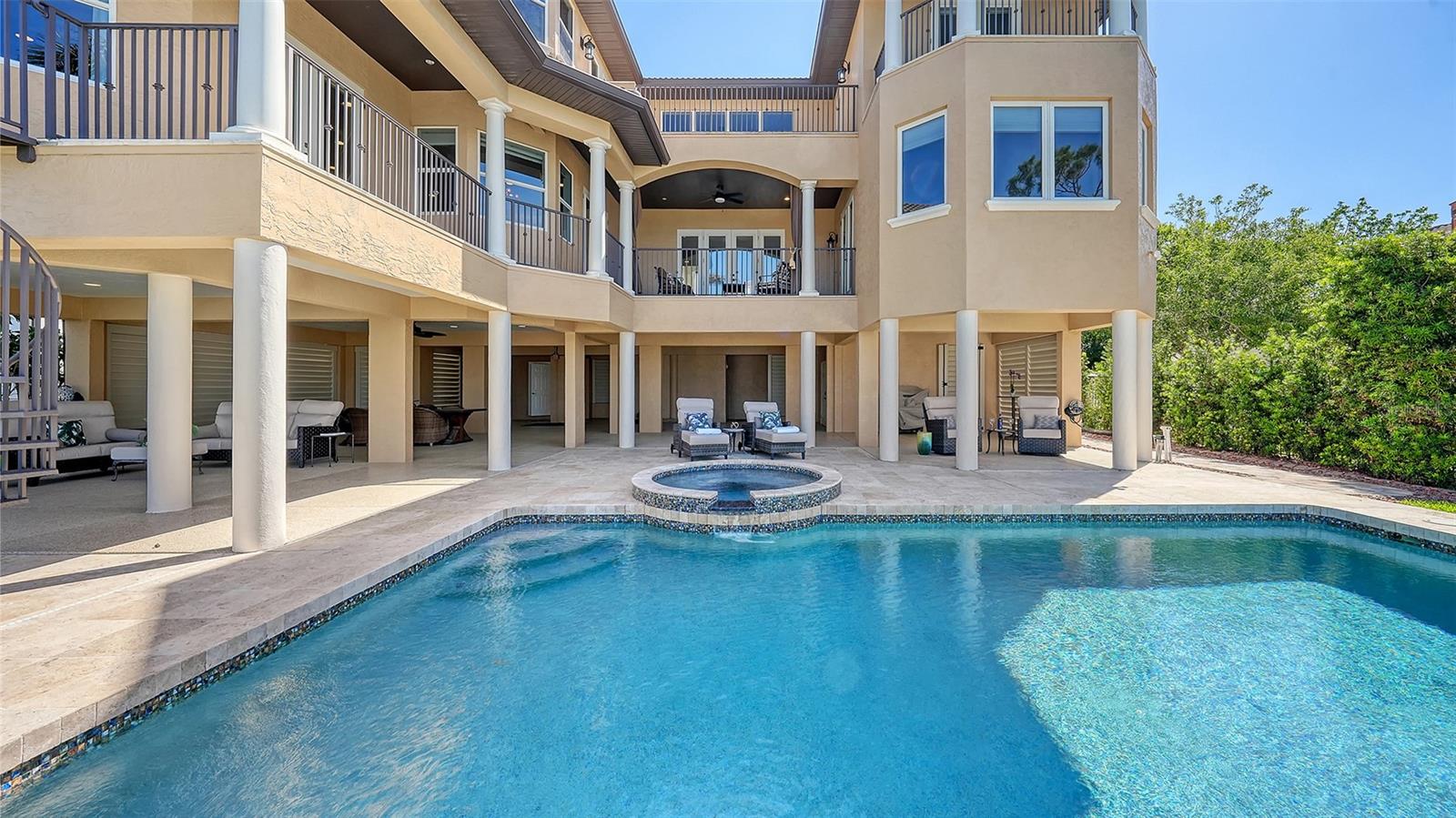 BUCCANEER BAY - Residential