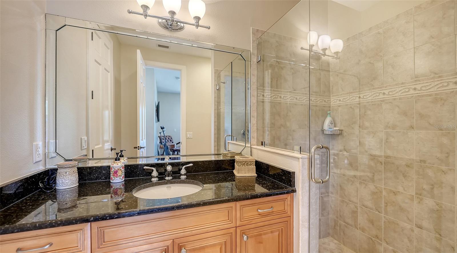 BUCCANEER BAY - Residential