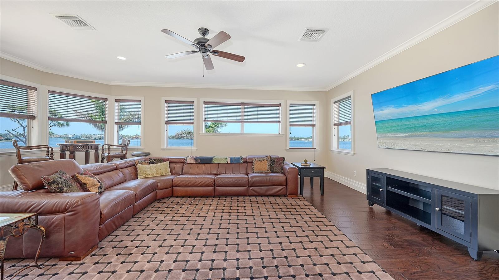 BUCCANEER BAY - Residential